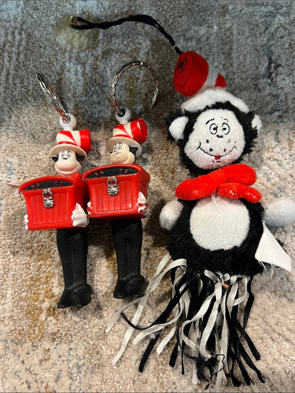 Vintage Cat in the Hat Keychain Toy 2003 Burger King Dr. Seuss Lock Box 5” z94